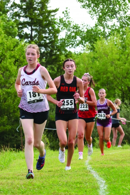 Malory Jenkins ran a 22:57 to lead Red Oak with a 24th place finish at Saturday’s Glenwood Invitational. (Joel Stevens/ The Red Oak Express)