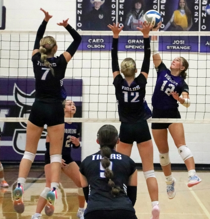 Stanton’s Cooper Stevens had 18 kills against Griswold in Corner Conference volleyball. (Joel Stevens/ The Red Oak Express)